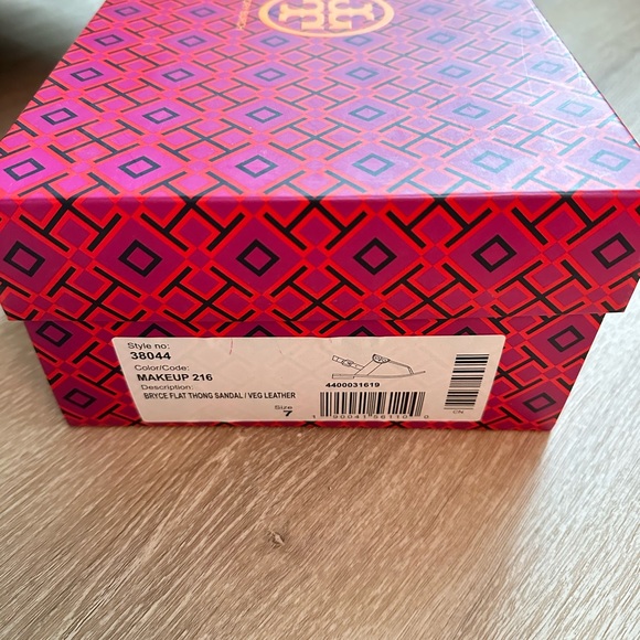 Tory Burch nude sandals - Picture 7 of 8